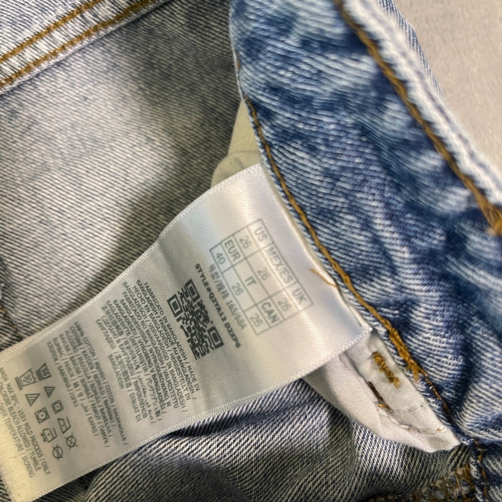 Y2K Guess Jeans Light Wash Distressed Straight‎ Leg Denim Pants Women's Size 26 - Picture 5 of 6